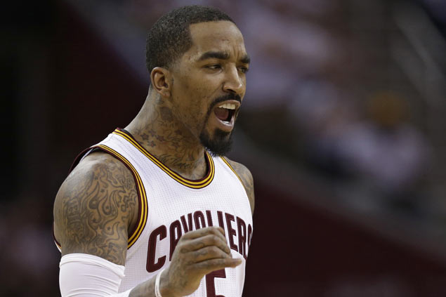 JR Smith’s outside shooting a big boost as Cavaliers seek support for Big Three