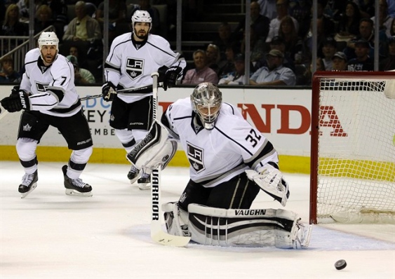 Watch Kings Vs. Sharks NHL Playoff Game 4 Online (Live Stream)