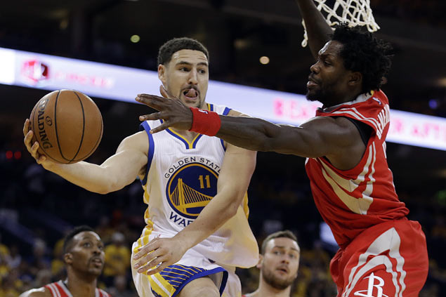 Warriors bring the heat without Curry down Rockets for two-game lead in series