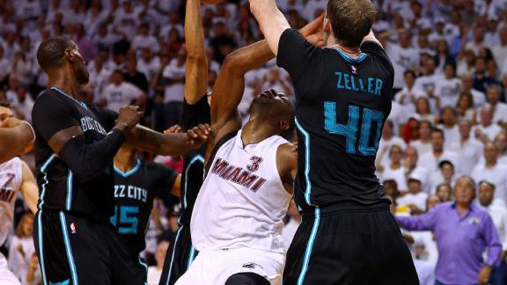 Dwyane Wade Cody Zeller Charlotte Hornets Game 5