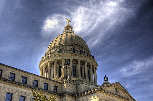 Mississippi makes gay marriage more difficult