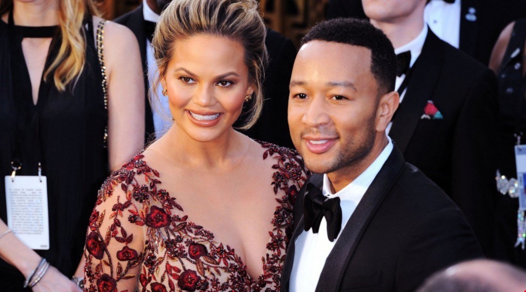 John Legend, Chrissy Teigen welcome baby