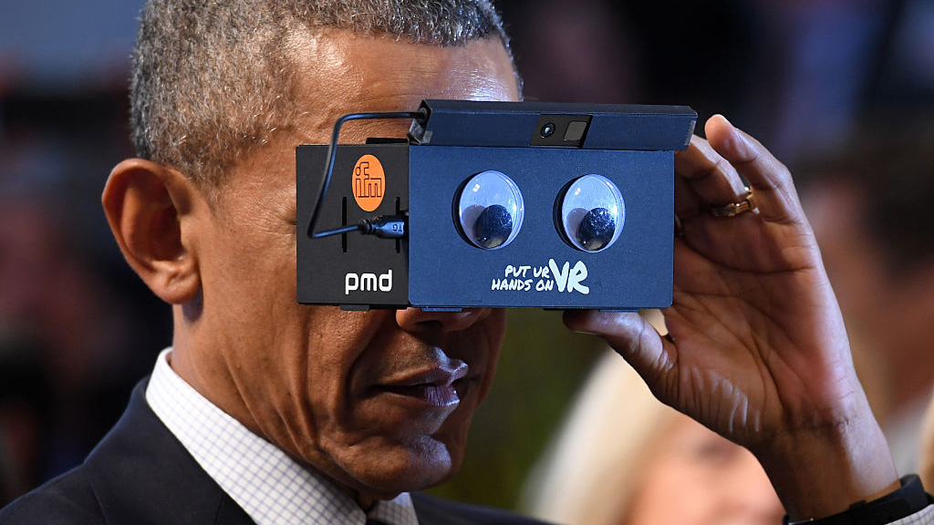 Barack Obama Just Tested a VR Headset and Loved It