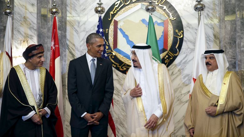 U.S. President Barack Obama speaks with Oman's Deputy Prime Minister Sayyid Fahd bin Mahmoud al Said, Saudi Arabia's King Salman and Bahrain's King Hamad bin Isa al Khalifa during the summit of the Gulf Cooperation Council