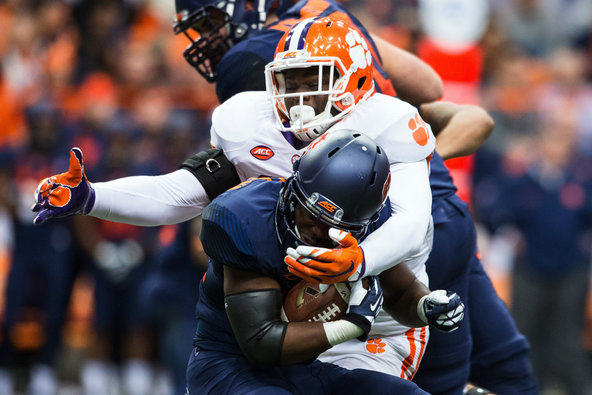 Clemson defensive end Shaq Lawson