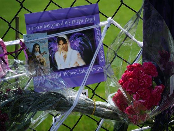 Prince's life celebrated in private ceremony