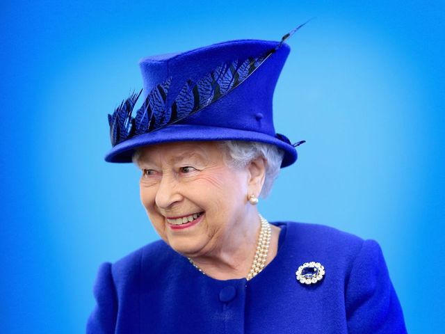 UK's Cameron hails 'steadfast' queen on her 90th birthday