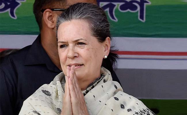 PM Modi Mamata Banerjee'Threat To Democracy Says Sonia Gandhi