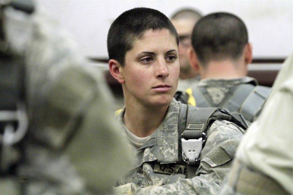 Army's first female infantry officer is Capt. Kristen Griest, Ranger School graduate