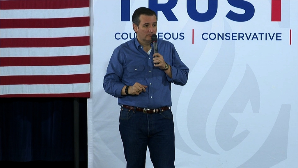 Ted Cruz holds a town hall in Exeter New Hampshire on Jan. 20 2016