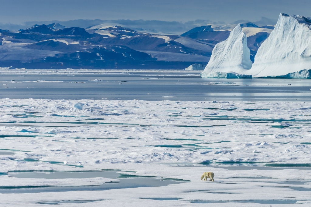 The North Pole is on its way to the UK apparently