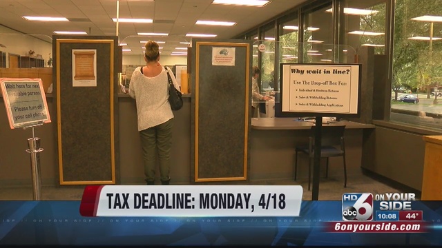 Tips for Monday's tax filing deadline                      KIVI