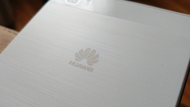 Unannounced Huawei P9 Lite debuts in a hands-on preview