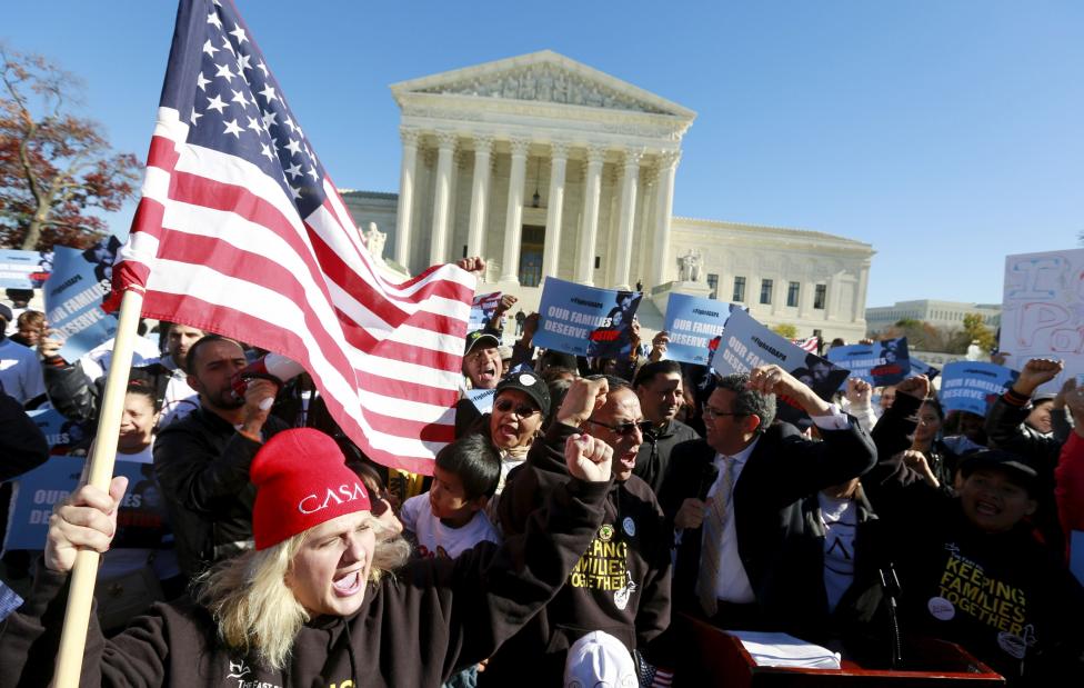 Justices hear dispute over Obama immigration actions