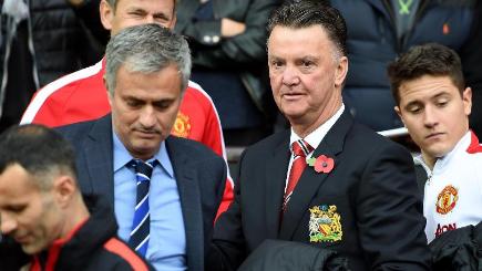 Jose Mourinho left could be replacing Louis van Gaal right at Old Trafford