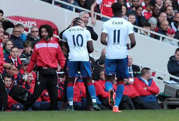 Yannick Bolasie celebrates at Arsenal