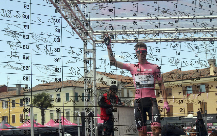 Cycling: Greipel wins third Giro stage, Jungels retains pink