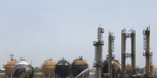 Iraq resumes work at gas plant 2 days after IS attack