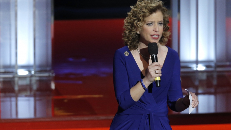 Sanders backs opponent of DNC head Wasserman Schultz