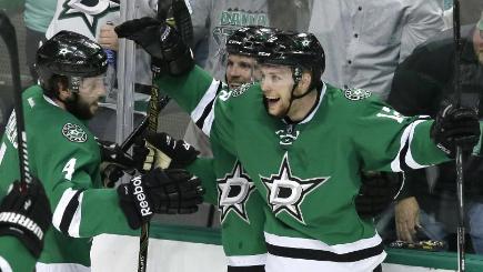 Radek Faksa scored for the Dallas Stars as they secured a 2-1 win over the St Louis Blues