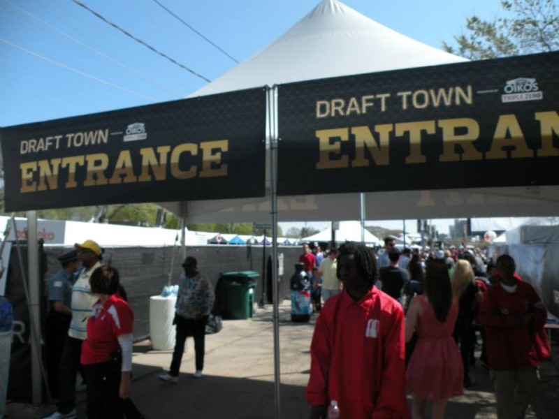 NFL Draft Town Traffic Info and What to Expect If You Go