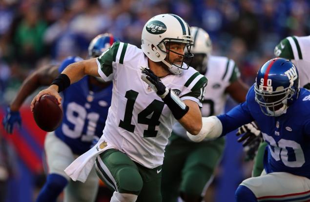 Ryan Fitzpatrick is scrambling around looking for a big raise after career season with Jets