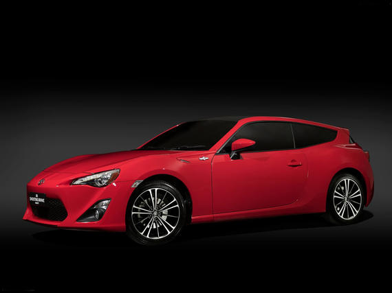 Toyota GT86 Shooting Brake Concept