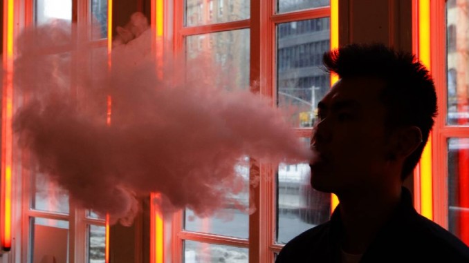 FDA brings e-cigarettes under federal authority