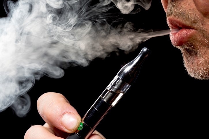 Feds announce final e-cigarette rule that nearly bans them