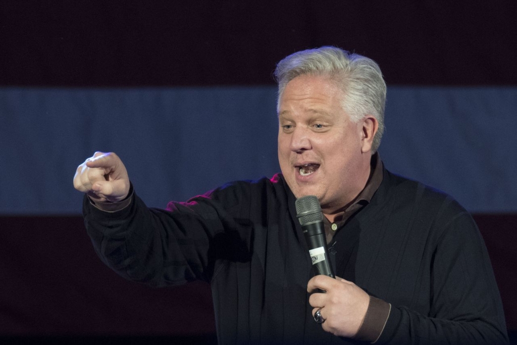 Facebook Confirms Meeting With Glenn Beck, Other Conservatives