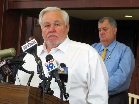 Keith Summey speaks with reporters during a news conference at North Charleston City Hall in North Charleston S.C. on Tuesday