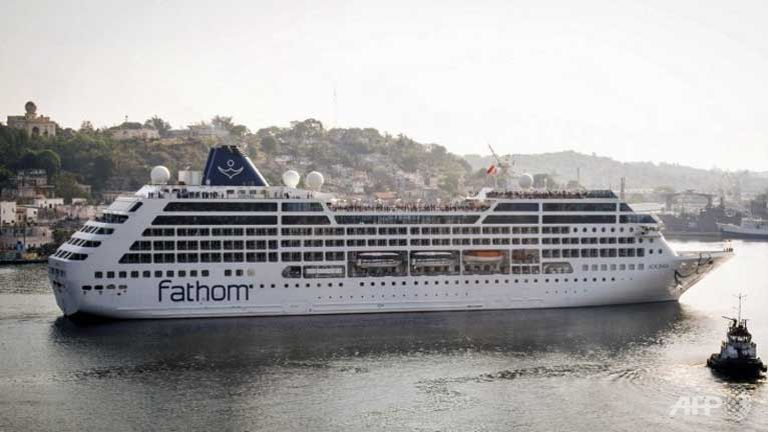 US cruise ship makes historic Cuba trip