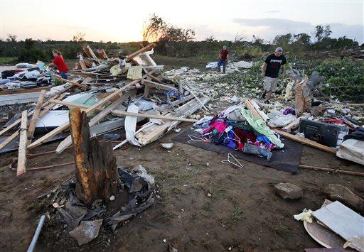 2 confirmed dead in Oklahoma as tornadoes hit Plains