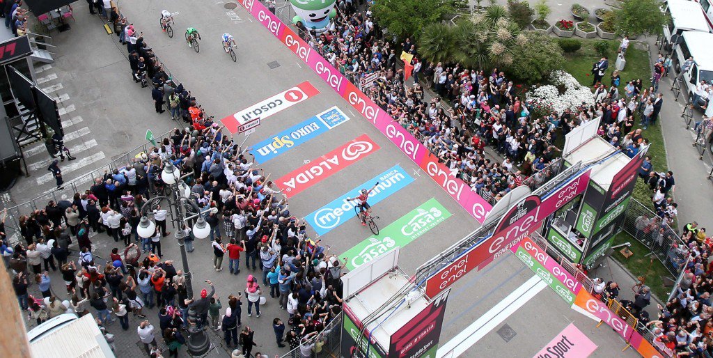 Germany’s Andre Greipel surged clear of his rivals to win stage five