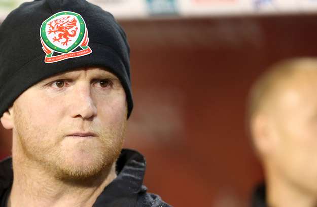 Hartson Celtic boss must not be like Deila