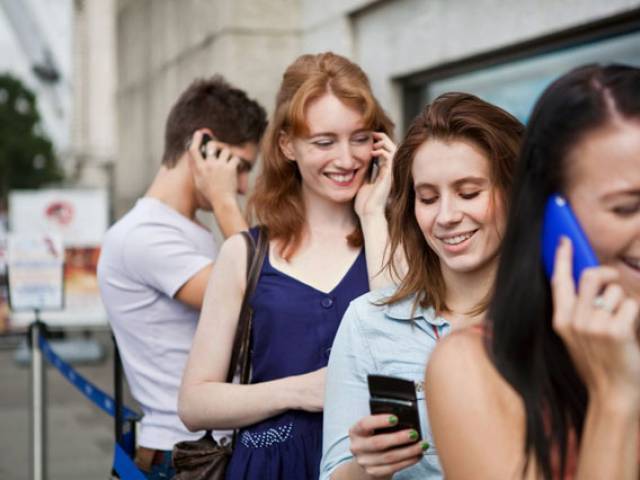 A major study undertaken by researchers from the National Toxicology Program suggests there is a link between mobile phones and cancer