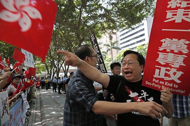 China stocks falter on worries over future stimulus; energy shares lead HK up