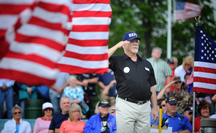 Volunteers needed to place flags for Memorial Day