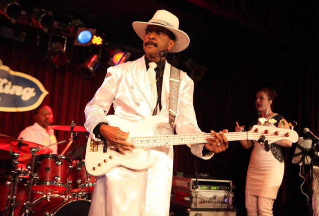 B.B. King presents Larry Graham