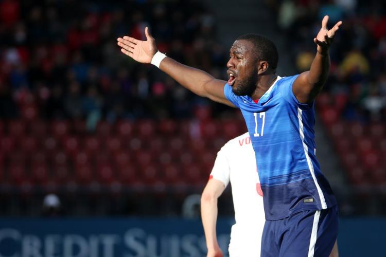 Jozy Altidore hurts himself Saturday while trying a penalty kick