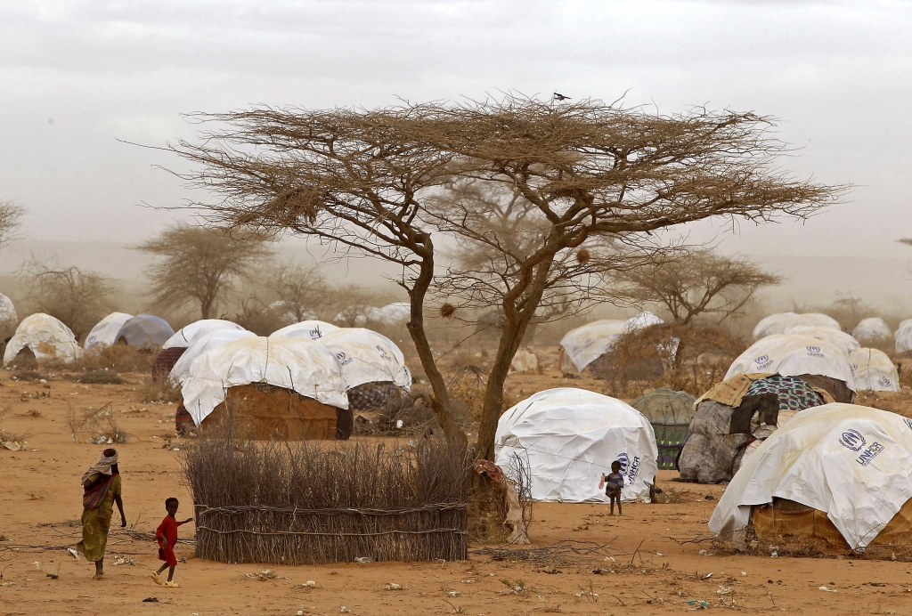 Kenya to close all refugee camps, displacing 600000