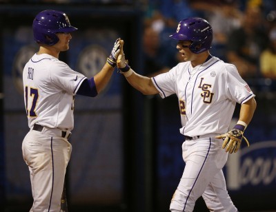 Florida advances in SEC tournament with 5-4 win over Alabama