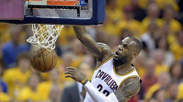 LeBron James shows the Raptors he's still boss so why don't we believe it?                     USATSI