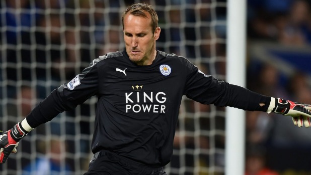 Leicester keeper Mark Schwarzer