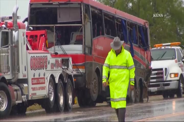 8 killed, 40 injured in bus crash north of Laredo