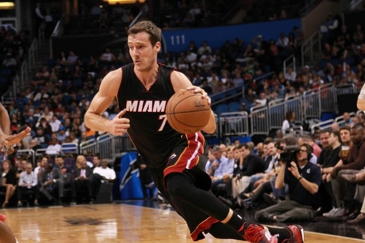 Kyle Lowry hits half-court shot, but Toronto Raptors fall to Miami Heat (WATCH)