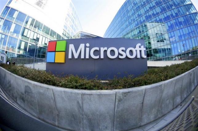 Microsoft profit misses estimates