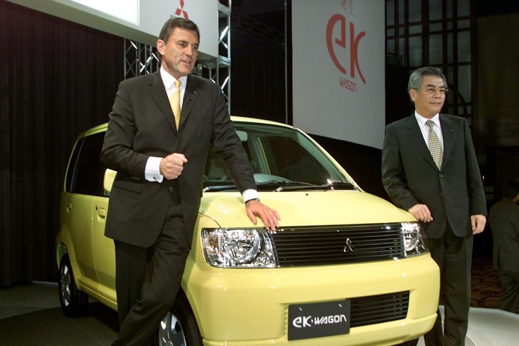 In 2001 Mitsubishi Motors Corp president Takashi Sonobe and vice president Rolf Eckrodt unveil the company's new