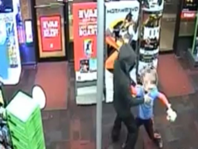 Young boy attempts to stop GameStop robbers in Silver Spring