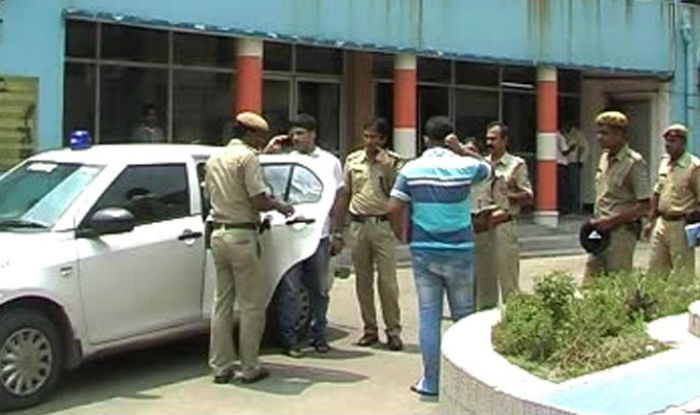 West Bengal gangrape: 24-year-old Nepal girl raped in moving car, accused absconding